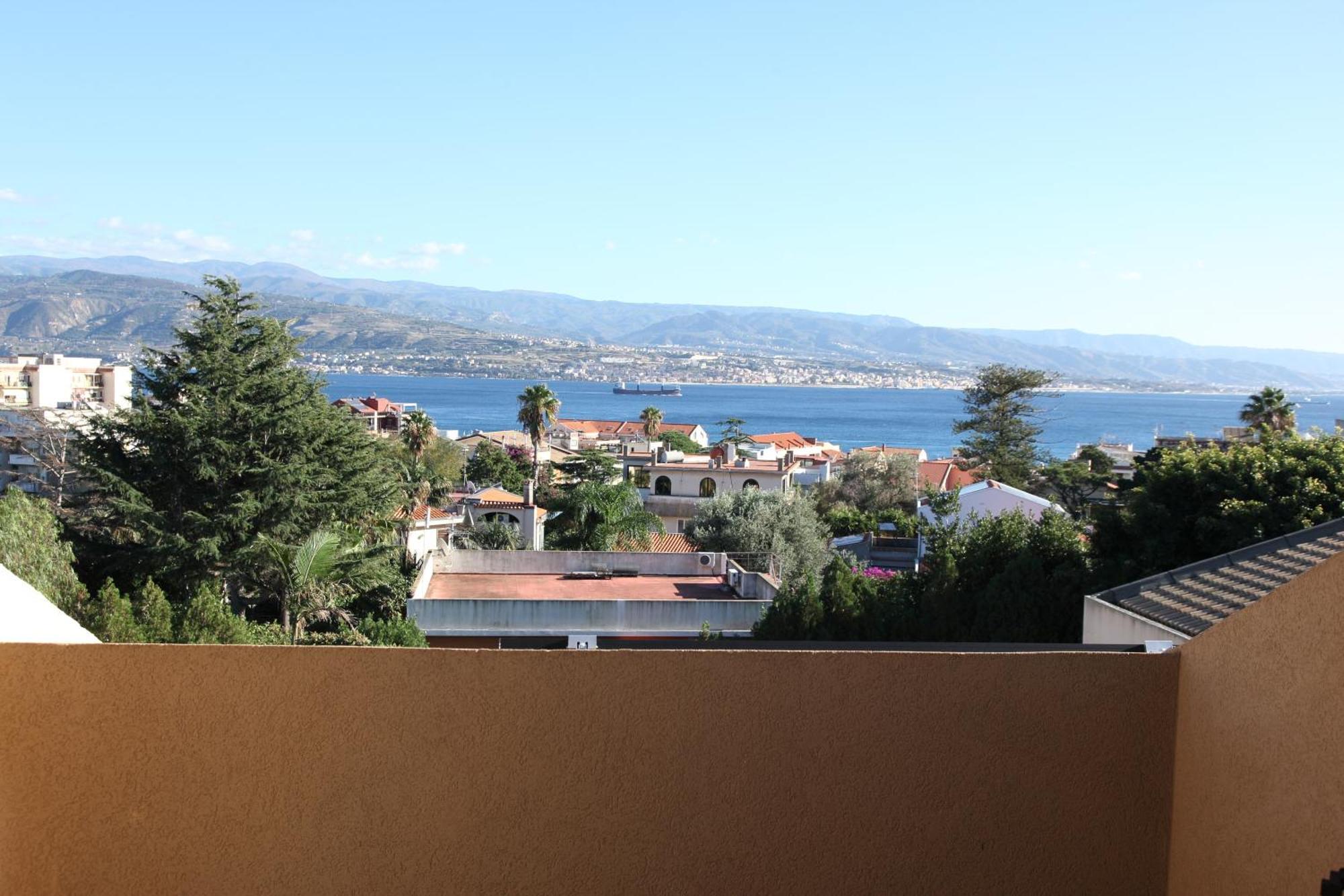 Domus Aurige Panzió Messina Kültér fotó